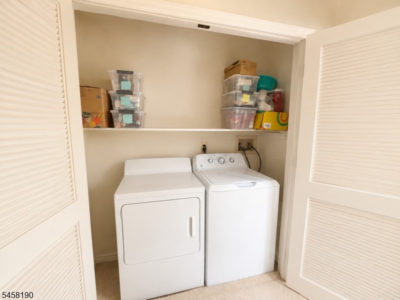 14 Inverrary Place Annandale, NJ 08801 - Photo 3 of 13 Gallery Image 3