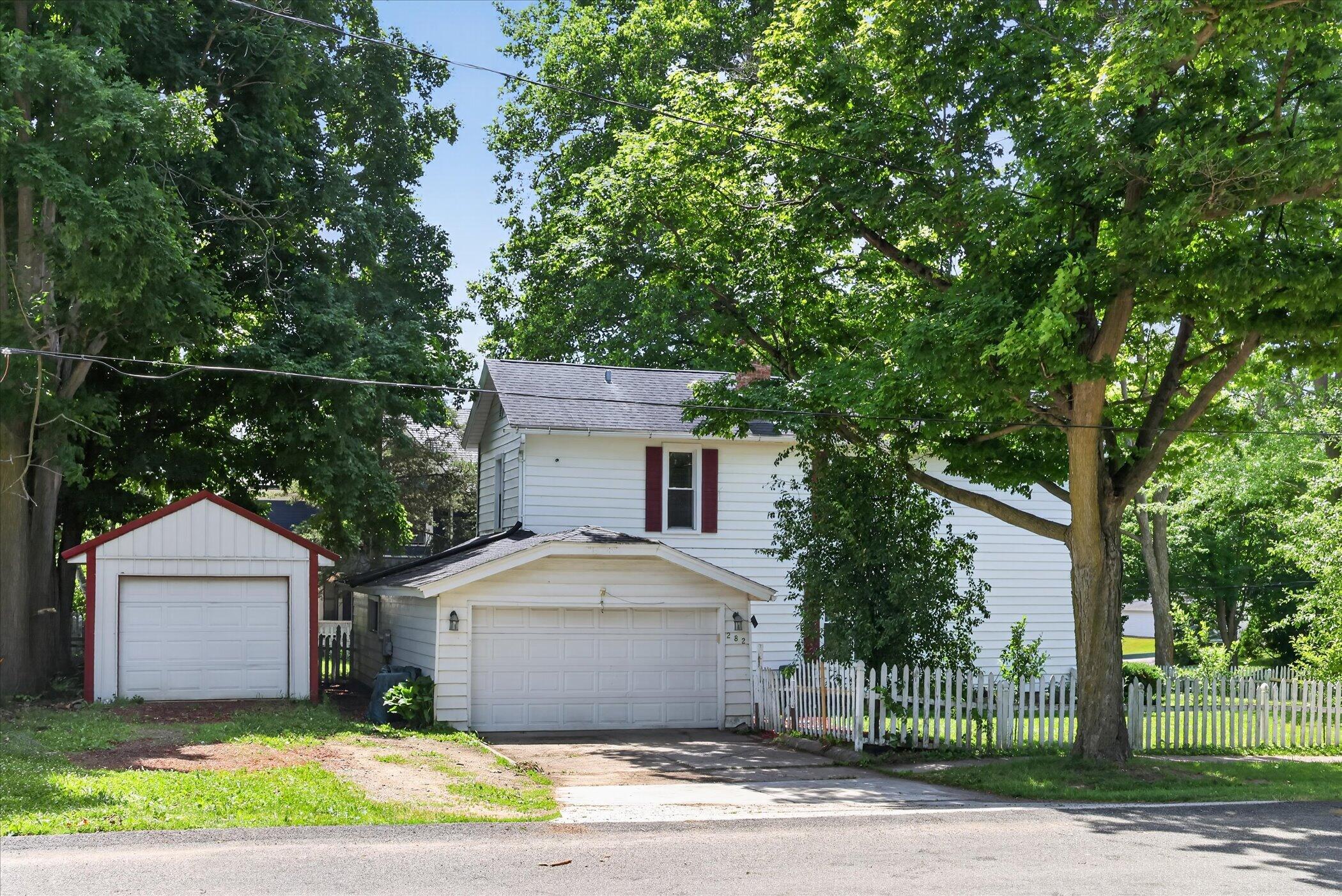 282 Liberty Street Muir, MI 48860 - Photo 30 of 34 35-282-Liberty-St-WindowStill