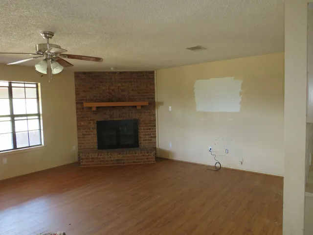 $279,000 | 105 East Fawn Drive, Buchanan Dam, TX 78609