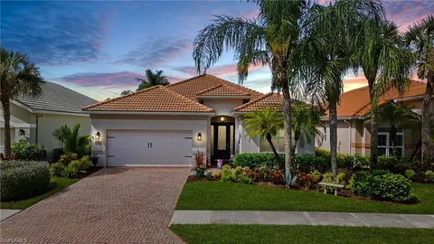 $859,900 | 3535 Grand Cypress Drive, Naples, FL 34119