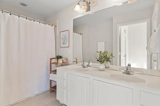 $290,000 | 2864 Polana Street, Unit 106, Orlando, FL 32835