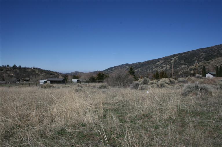 26200 Bear Valley Road Tehachapi, CA 93561 - Photo 13 of 14 Gallery Image 13