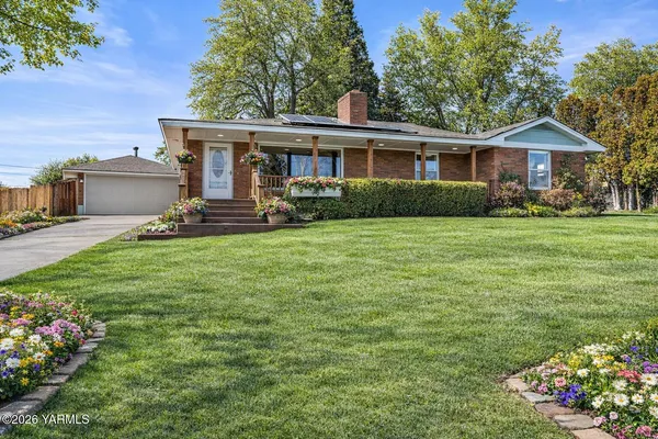 $428,000 | 6601 West Lincoln Avenue, Yakima, WA 98908