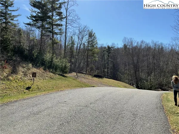 $105,000 | Tbd Lot 34 Tbd Parkway, Elk Park, NC 28622