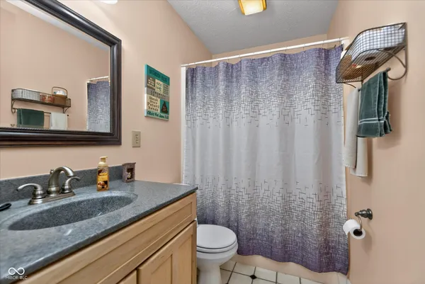 $290,000 | 459 Jefferson Valley, Coatesville, IN 46121