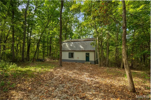 $380,000 | 498 Panama Avenue, Sorento, IL 62086