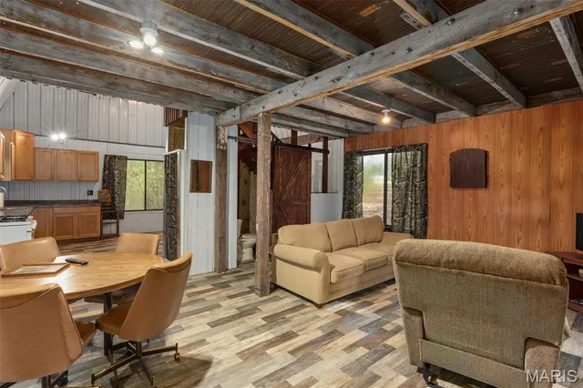 $380,000 | 498 Panama Avenue, Sorento, IL 62086