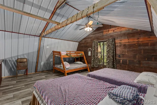 $380,000 | 498 Panama Avenue, Sorento, IL 62086