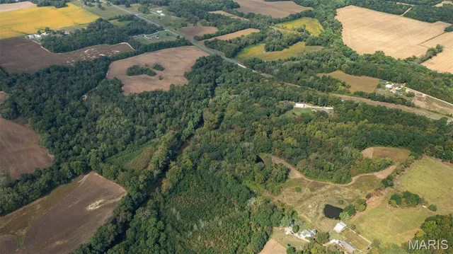 $380,000 | 498 Panama Avenue, Sorento, IL 62086