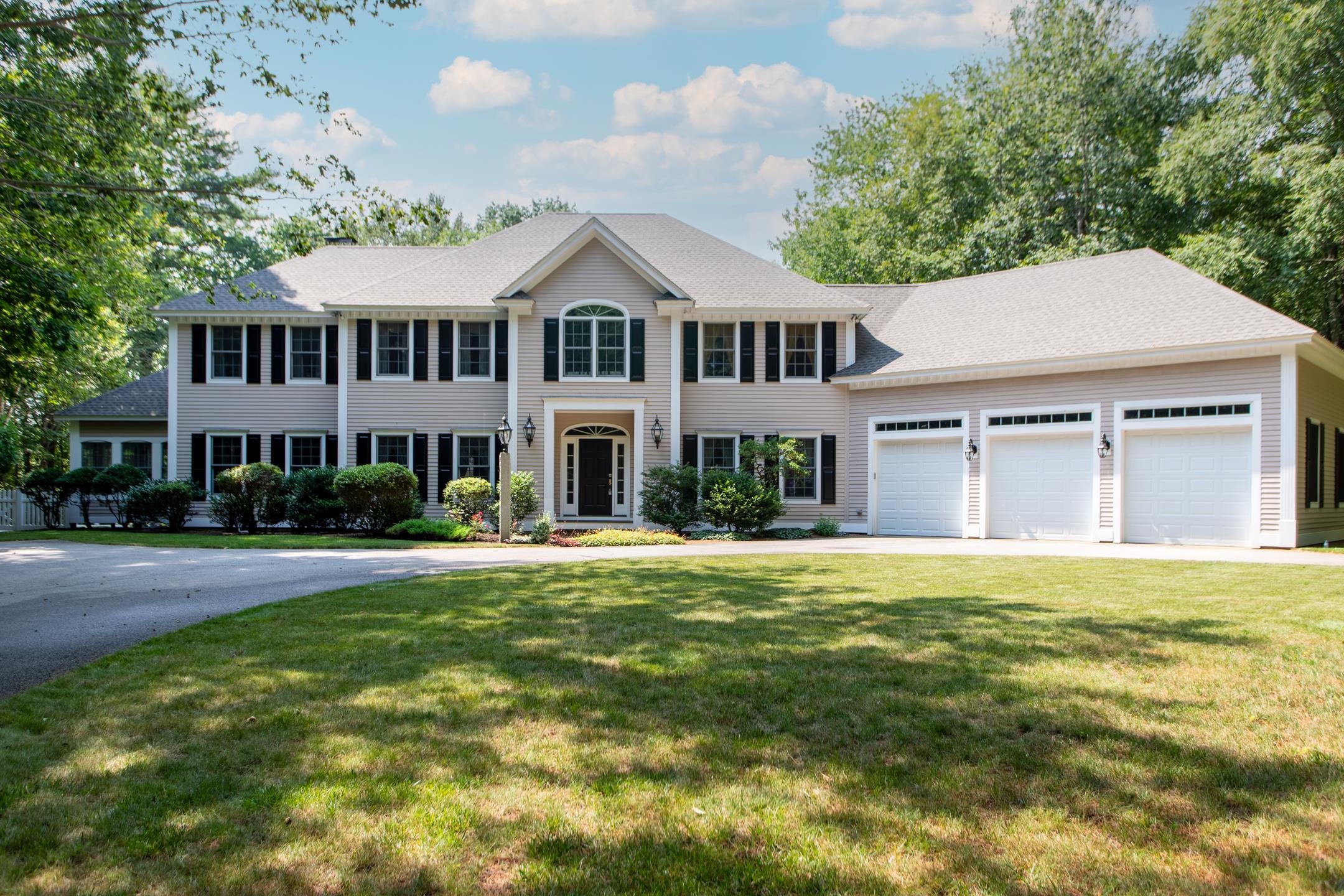 7 Cotton Farm Lane, North Hampton, NH 03862 Compass