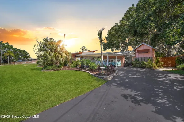 $1,050,000 | 514 Cocoa Isles Boulevard, Cocoa Beach, FL 32931