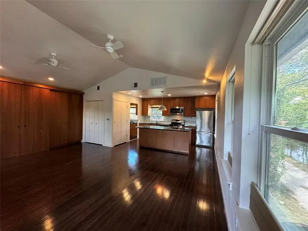 $1,790 | 1208 East 2nd Street, Unit B, Austin, TX 78702