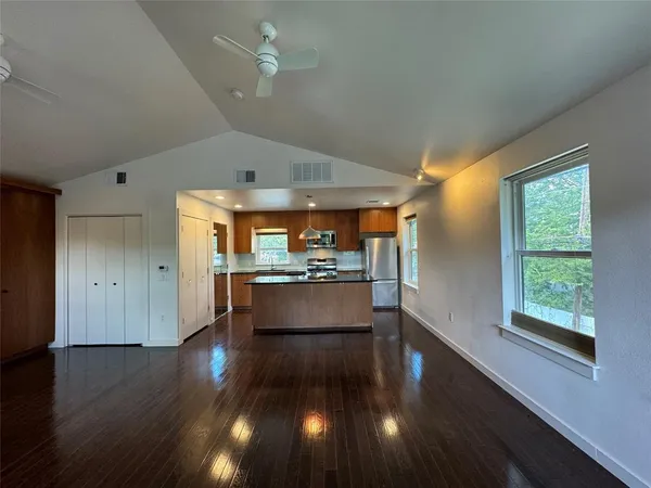 $1,790 | 1208 East 2nd Street, Unit B, Austin, TX 78702