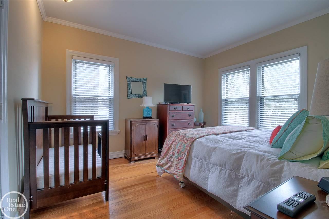 832 Trombley Road Grosse Pointe, MI 48230 - Photo 22 of 52 31360773-21.JPG