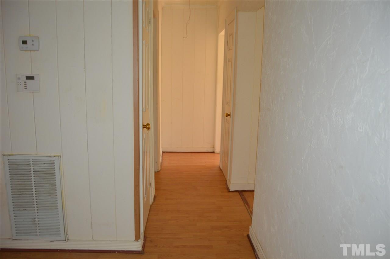 579 Rose Lane Raleigh, NC 27610 - Photo 5 of 9