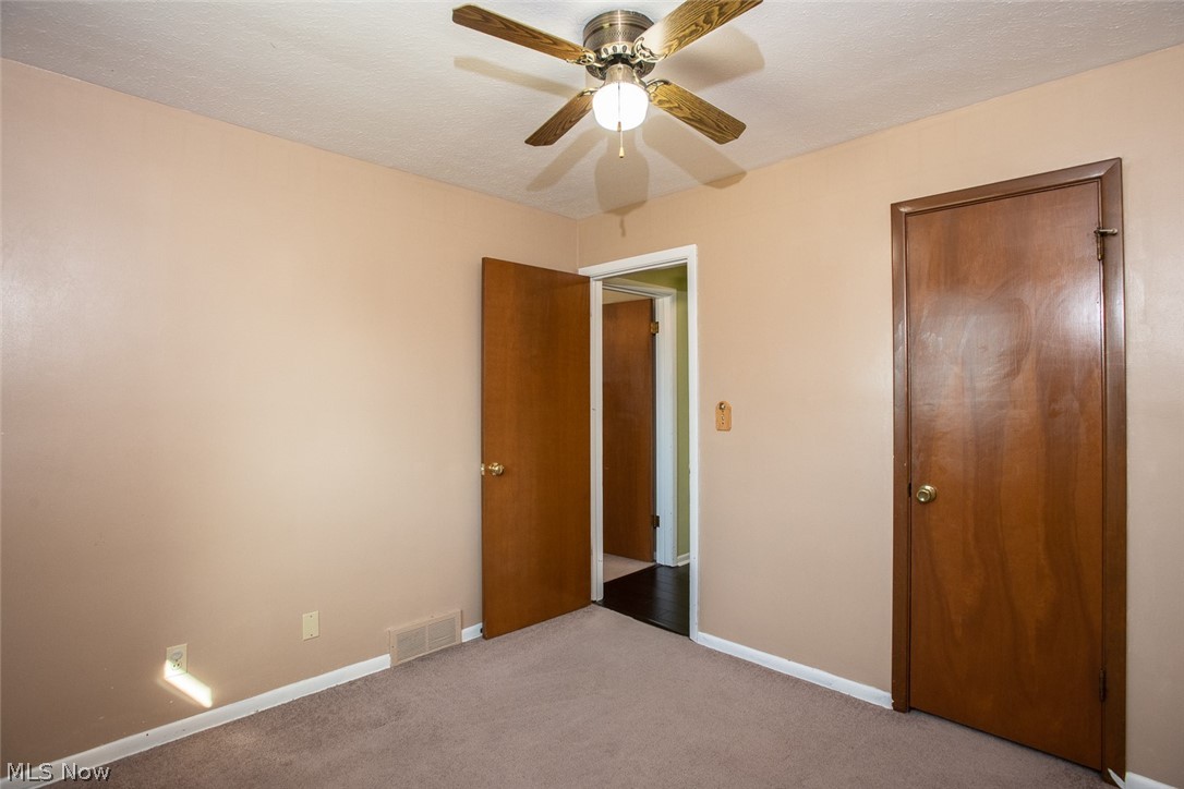 8210 Royal Ridge Drive Parma, OH 44129 - Photo 13 of 31