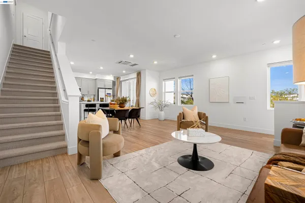 $1,199,000 | 5767 Iron Horse Parkway, Unit D, Dublin, CA 94568