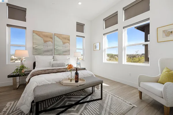 $1,199,000 | 5767 Iron Horse Parkway, Unit D, Dublin, CA 94568