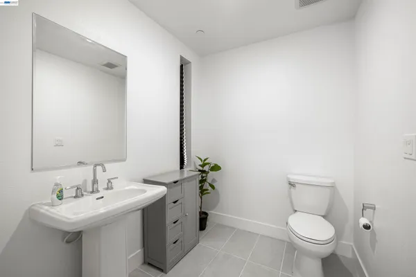 $1,199,000 | 5767 Iron Horse Parkway, Unit D, Dublin, CA 94568