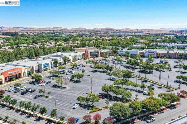 $1,199,000 | 5767 Iron Horse Parkway, Unit D, Dublin, CA 94568