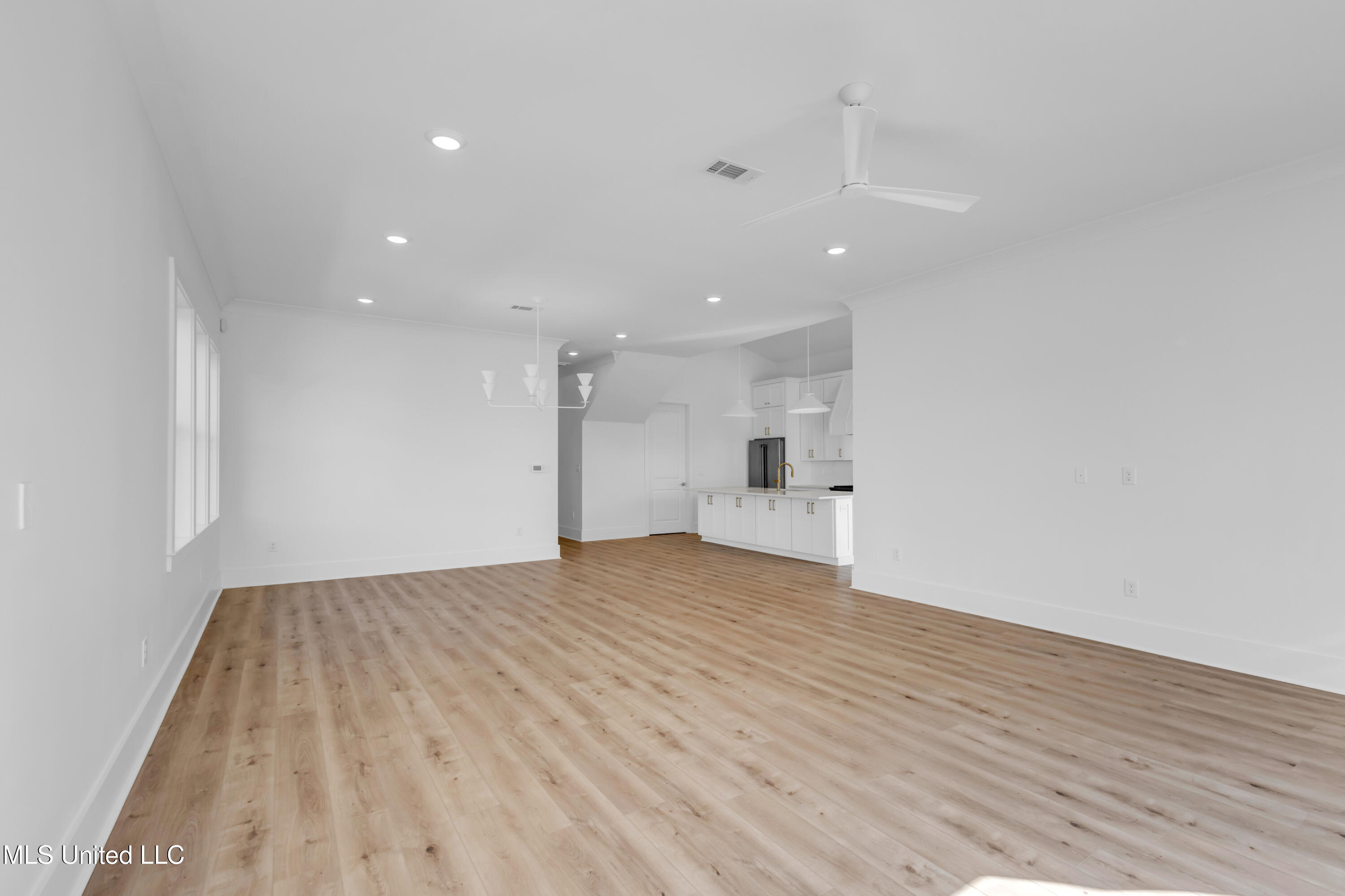 136 5th Avenue Pass Christian, MS 39571 - Photo 14 of 45 136FifthAve-14