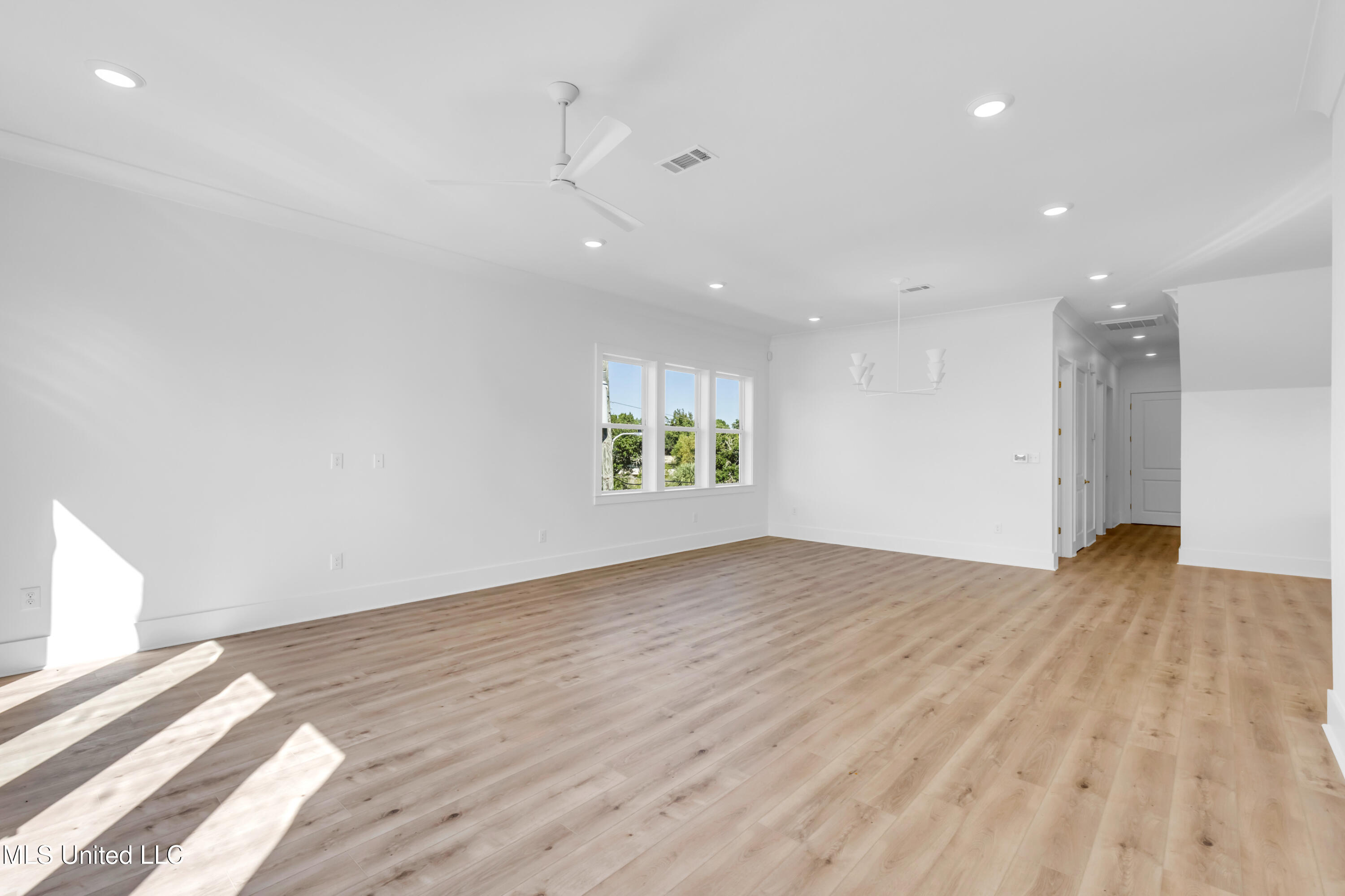 136 5th Avenue Pass Christian, MS 39571 - Photo 15 of 45 136FifthAve-15