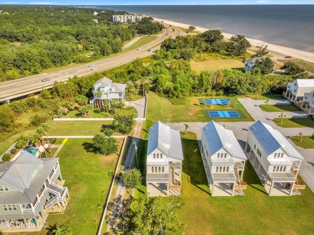 $795,000 | 136 5th Avenue, Pass Christian, MS 39571