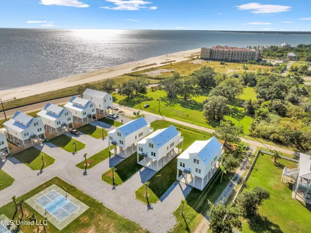 $795,000 | 136 5th Avenue, Pass Christian, MS 39571