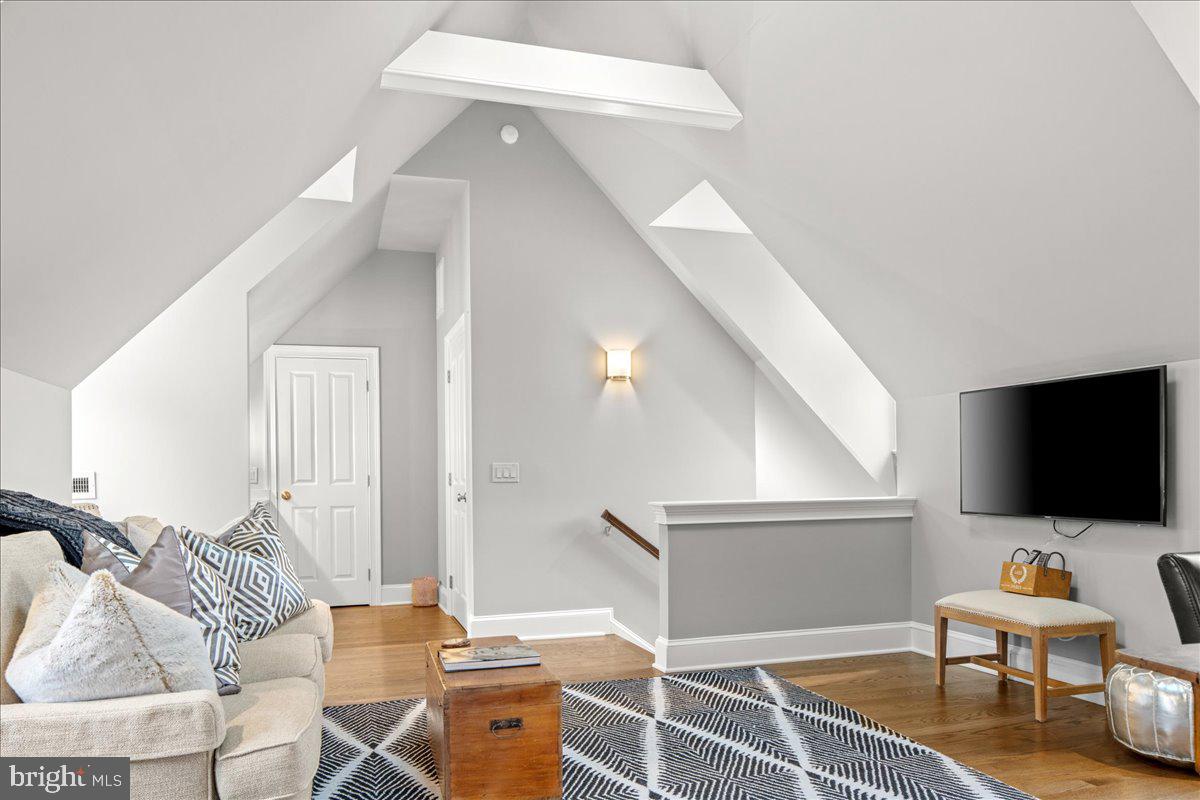 6145 Greenhill Road New Hope, PA 18938 - Photo 36 of 77