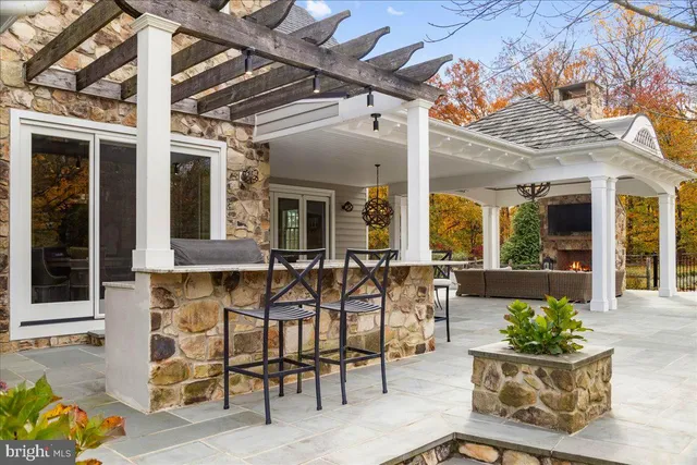 $4,295,000 | 6145 Greenhill Road, New Hope, PA 18938