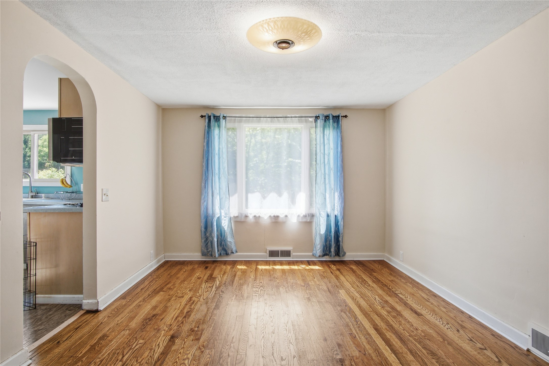 233 Wright Road Vestal, NY 13850 - Photo 13 of 49
