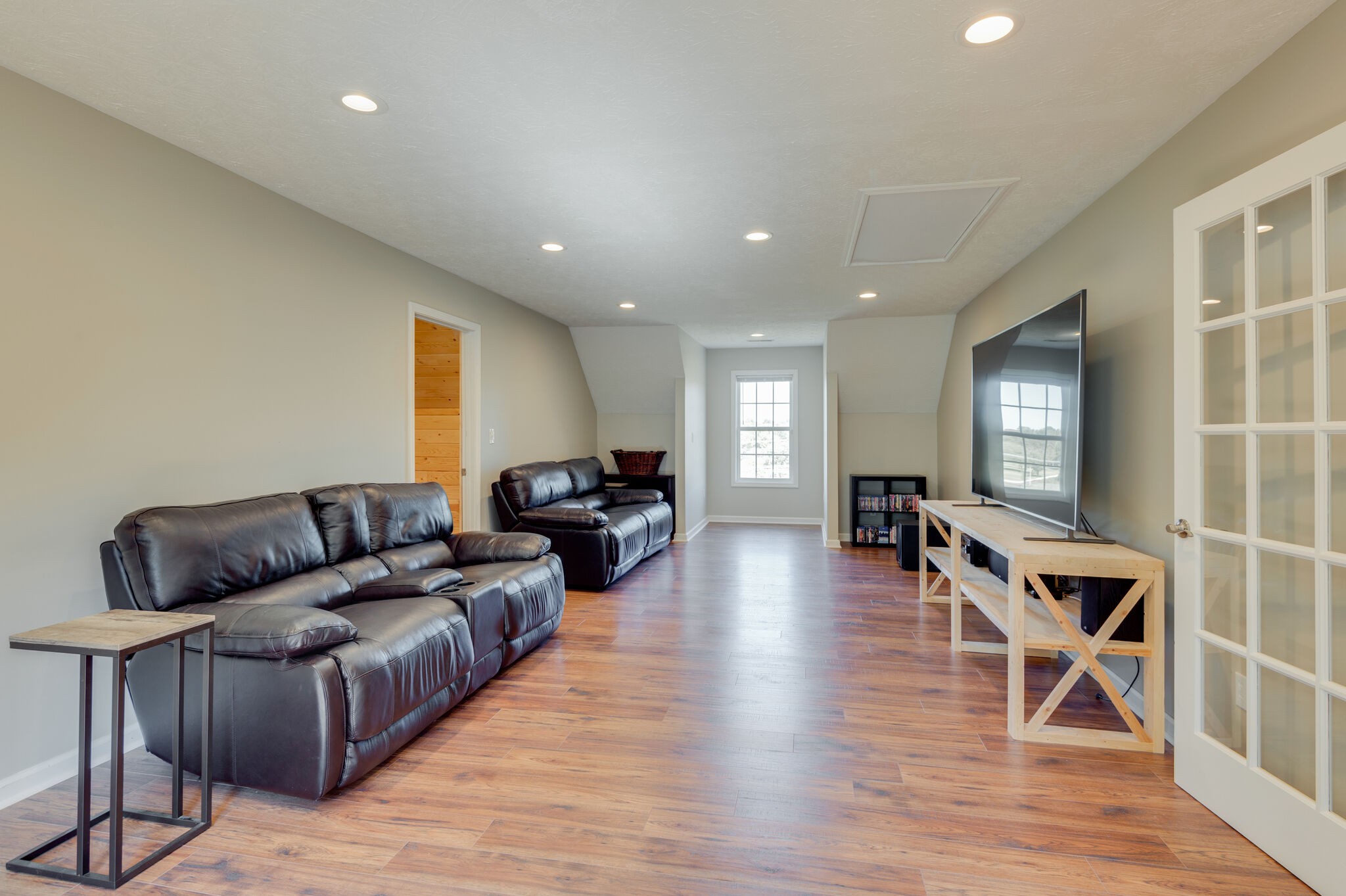 1549 Center Star Road Columbia, TN 38401 - Photo 36 of 50 a living room with furniture and a wooden floor