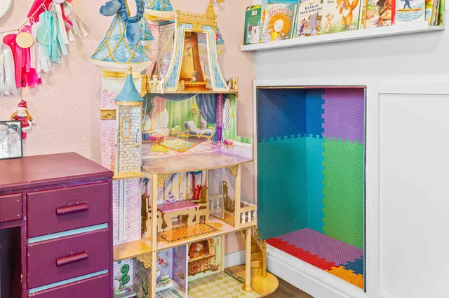 $350,000 | 2918 Village Green Drive, Moorhead, MN 56560