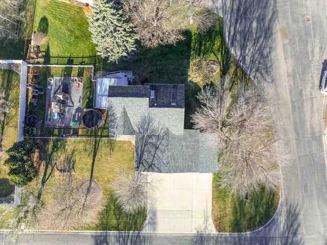 $350,000 | 2918 Village Green Drive, Moorhead, MN 56560