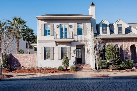 $660,000 | 700 Cottage Lane, Covington, LA 70433