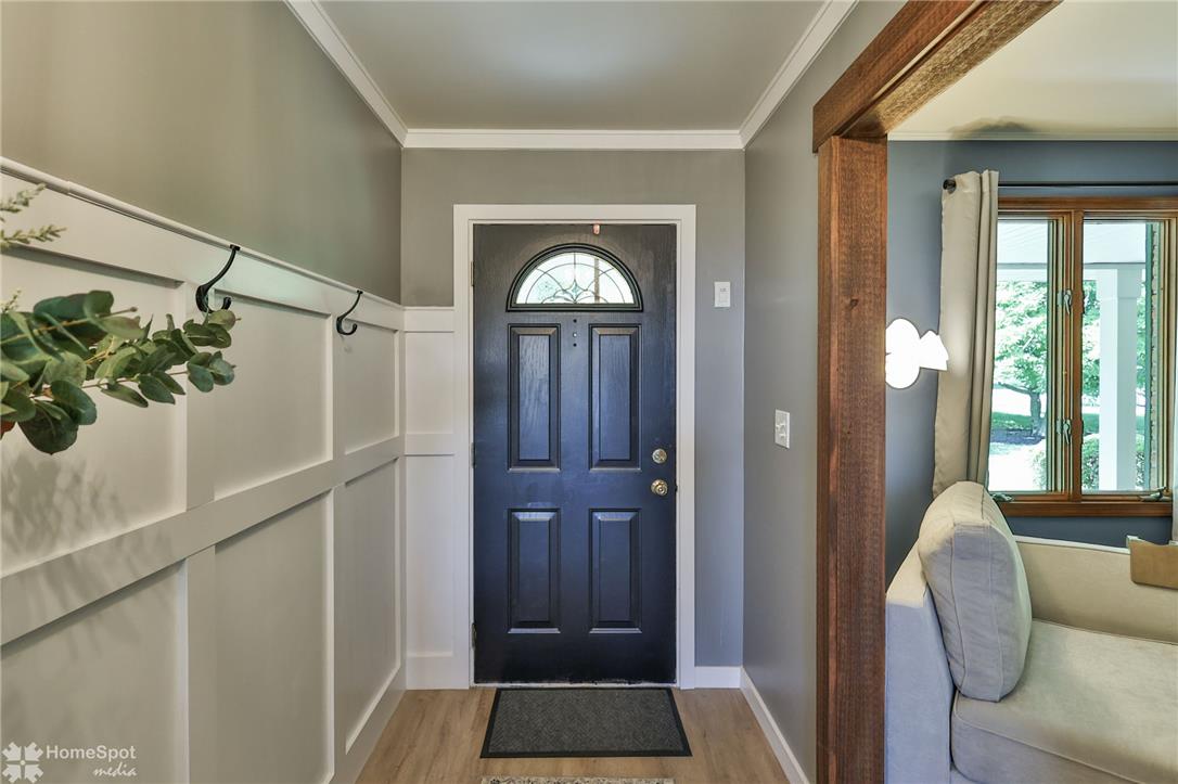 6124 Hilltop Road Orefield, PA 18069 - Photo 4 of 57
