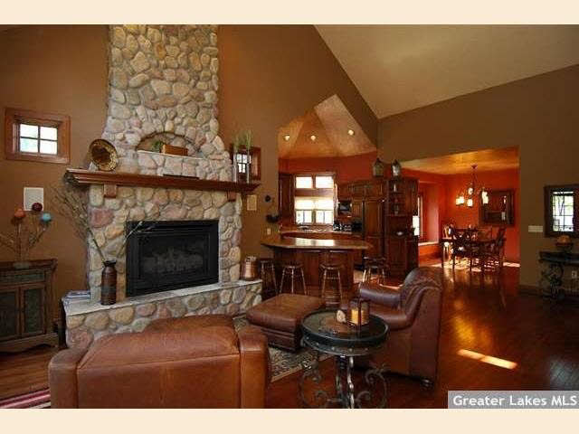 8093 Interlachen Road, Unit H Lake Shore, MN 56468 - Photo 5 of 20 Gallery Image 5