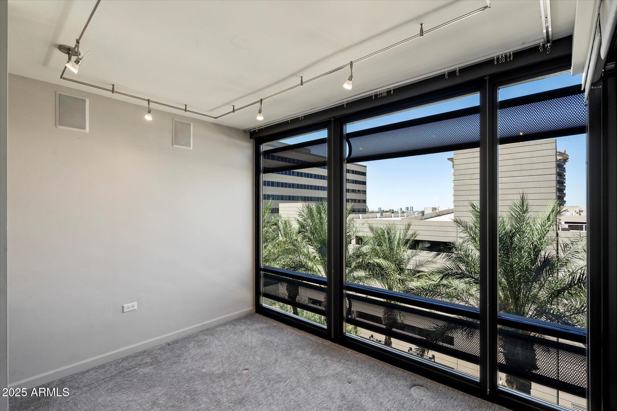 4808 North 24th Street, Unit 627 Phoenix, AZ 85016 - Photo 29 of 57 a view of a room with window