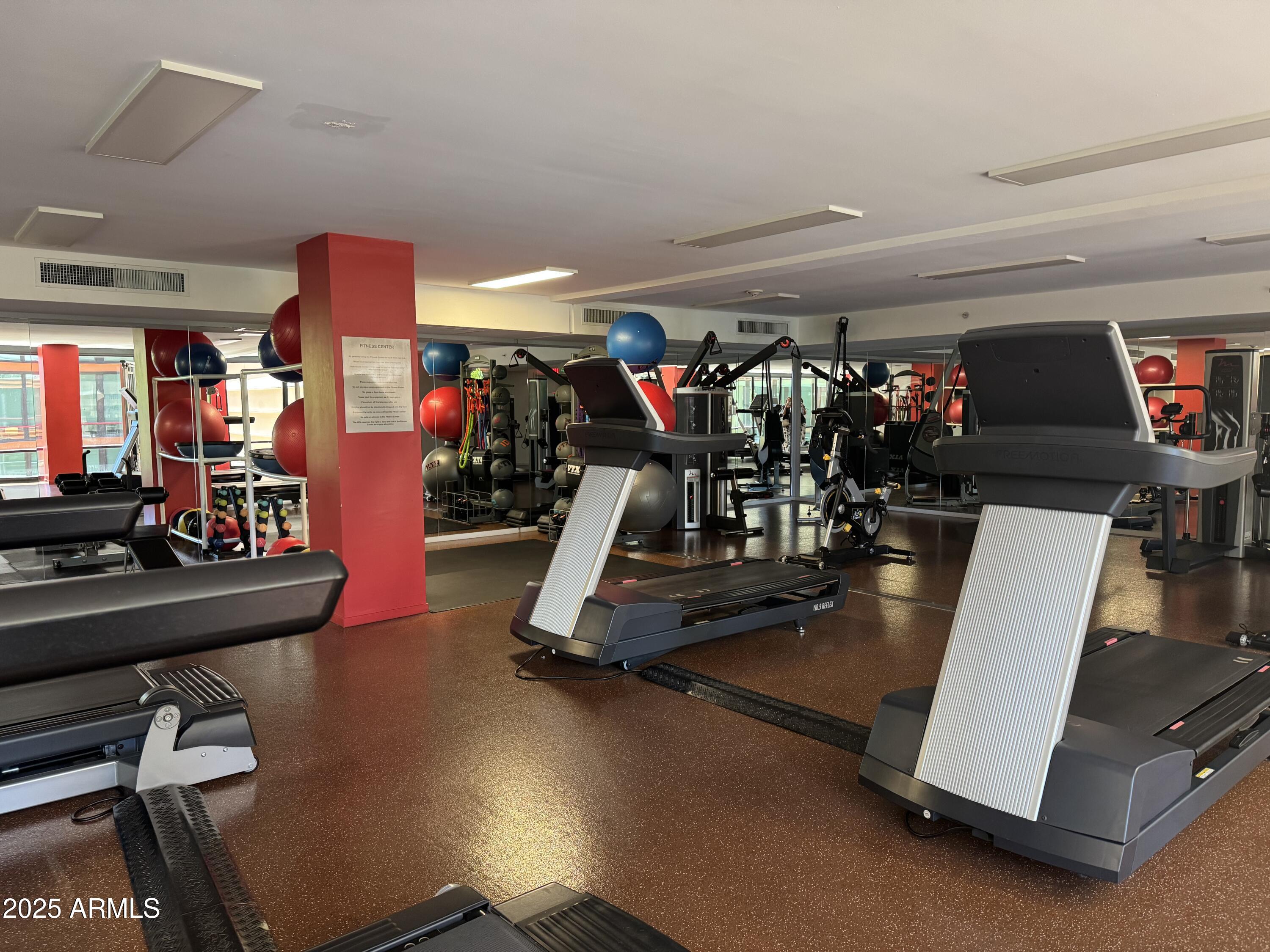 4808 North 24th Street, Unit 627 Phoenix, AZ 85016 - Photo 41 of 57 a view of a room with gym equipment