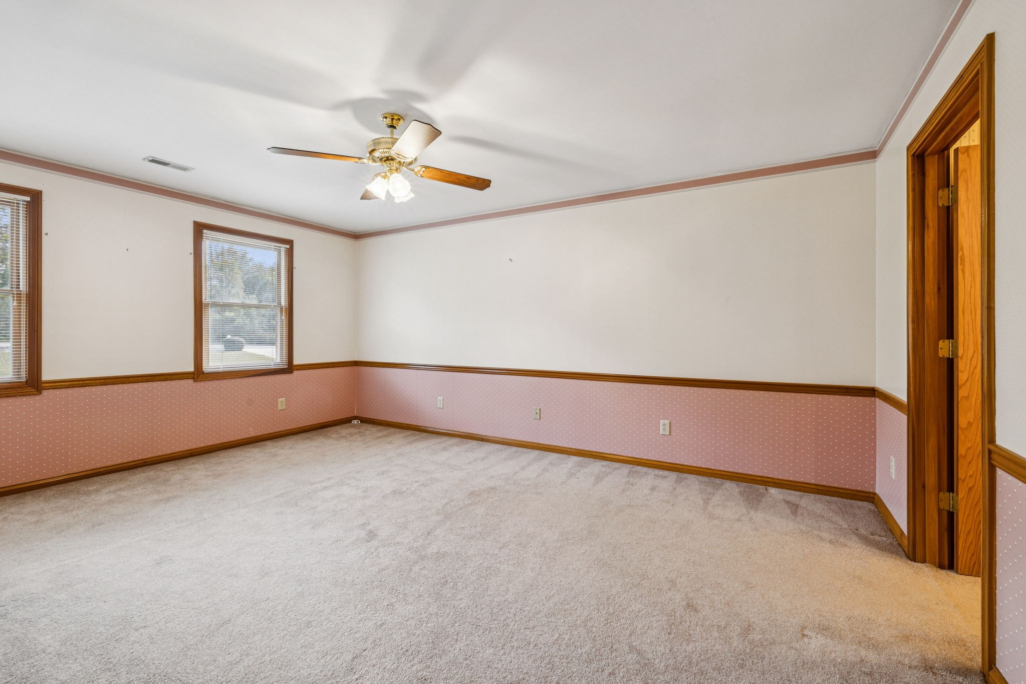 7935 Old Springfield Pike Goodlettsville, TN 37072 - Photo 37 of 82 a view of an empty room with a window