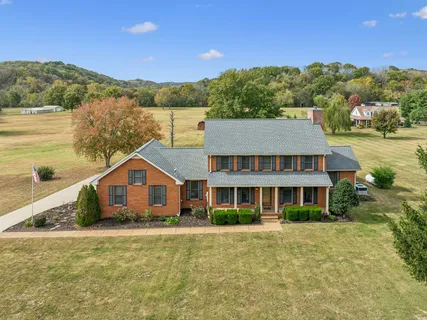 $715,000 | 7935 Old Springfield Pike, Goodlettsville, TN 37072
