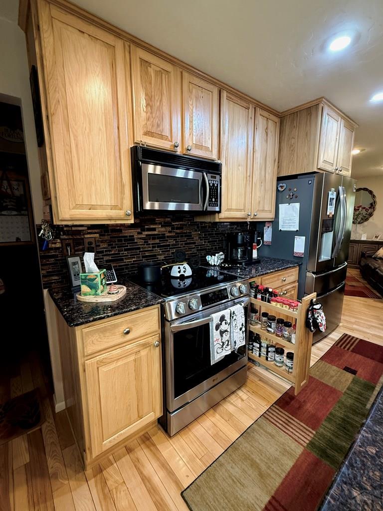 2209 Hillside Road Pueblo, CO 81006 - Photo 13 of 54