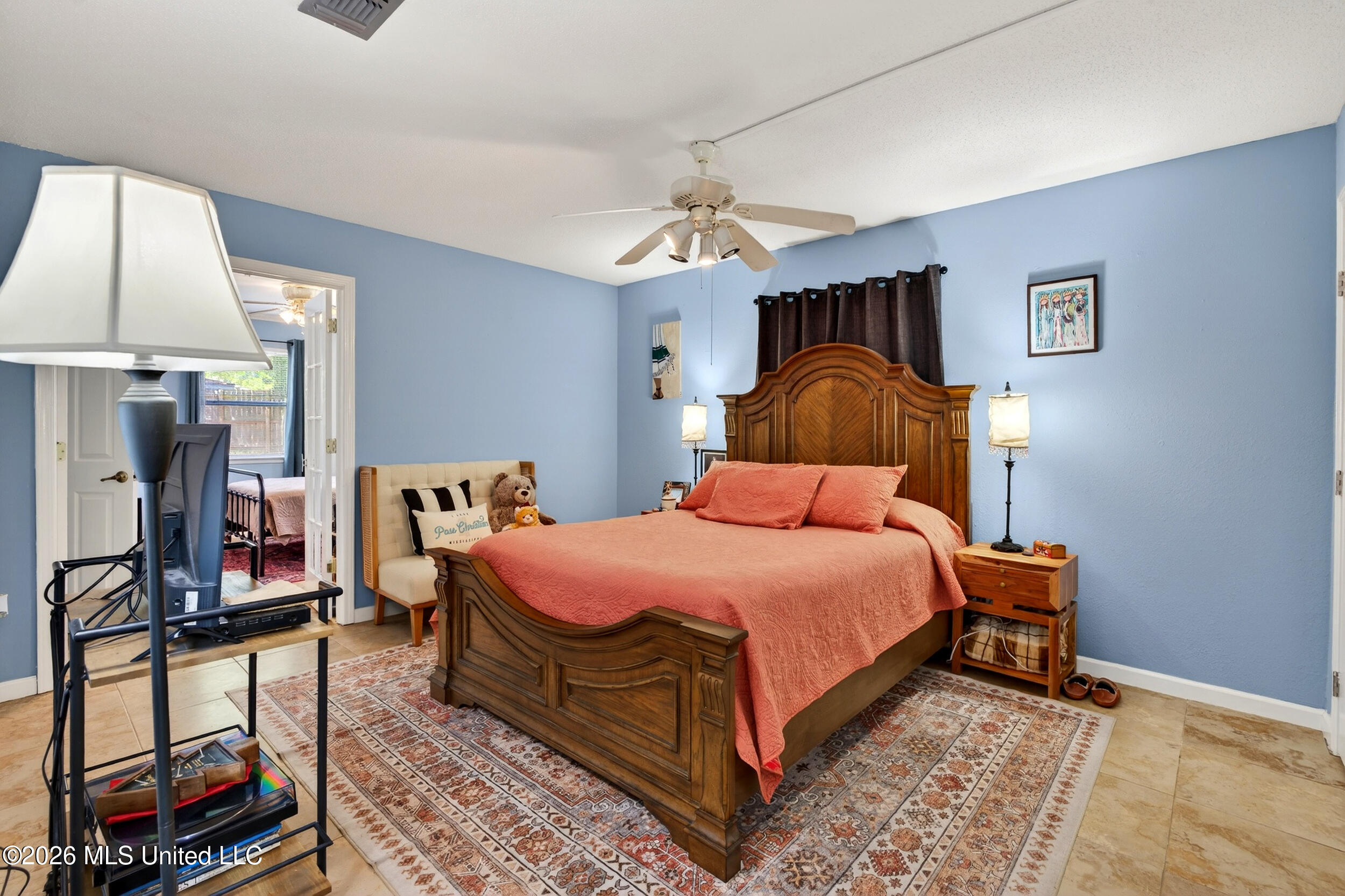 121 Edwards Drive Pass Christian, MS 39571 - Photo 20 of 51 15_masterbedroom1