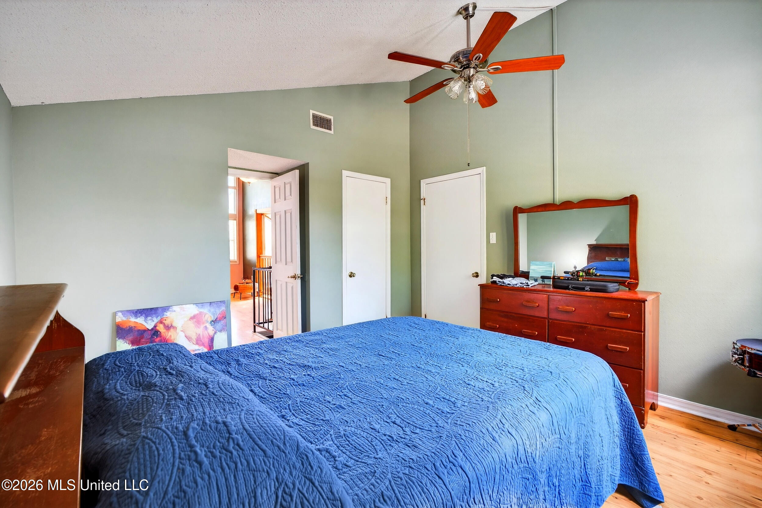 121 Edwards Drive Pass Christian, MS 39571 - Photo 38 of 51 31_bedroom3.2