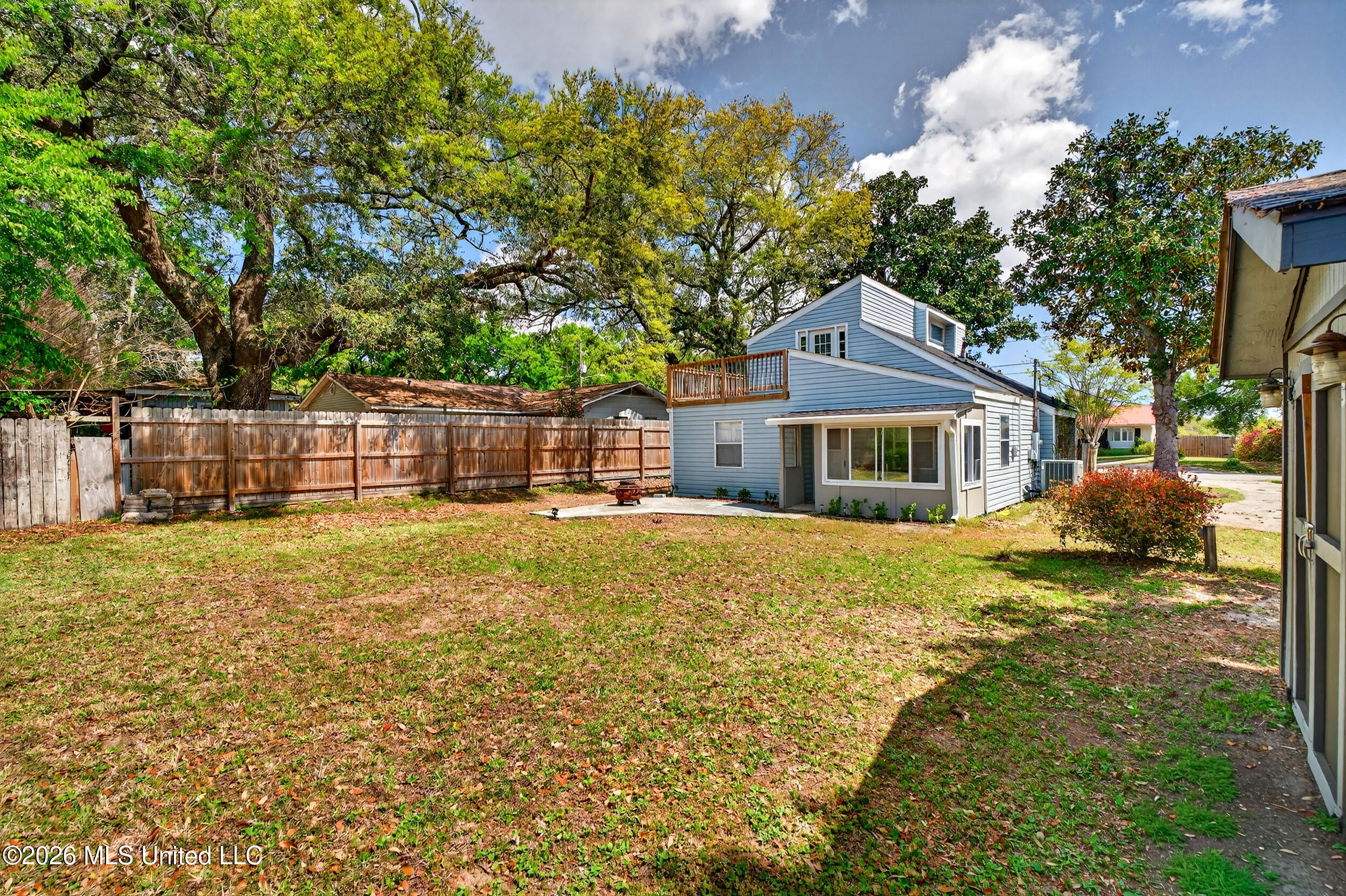 121 Edwards Drive Pass Christian, MS 39571 - Photo 45 of 51 38_backyard1