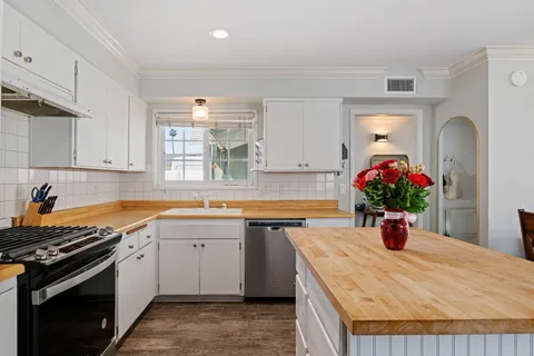 $850,000 | 8617 Fairford Street, Ventura, CA 93004