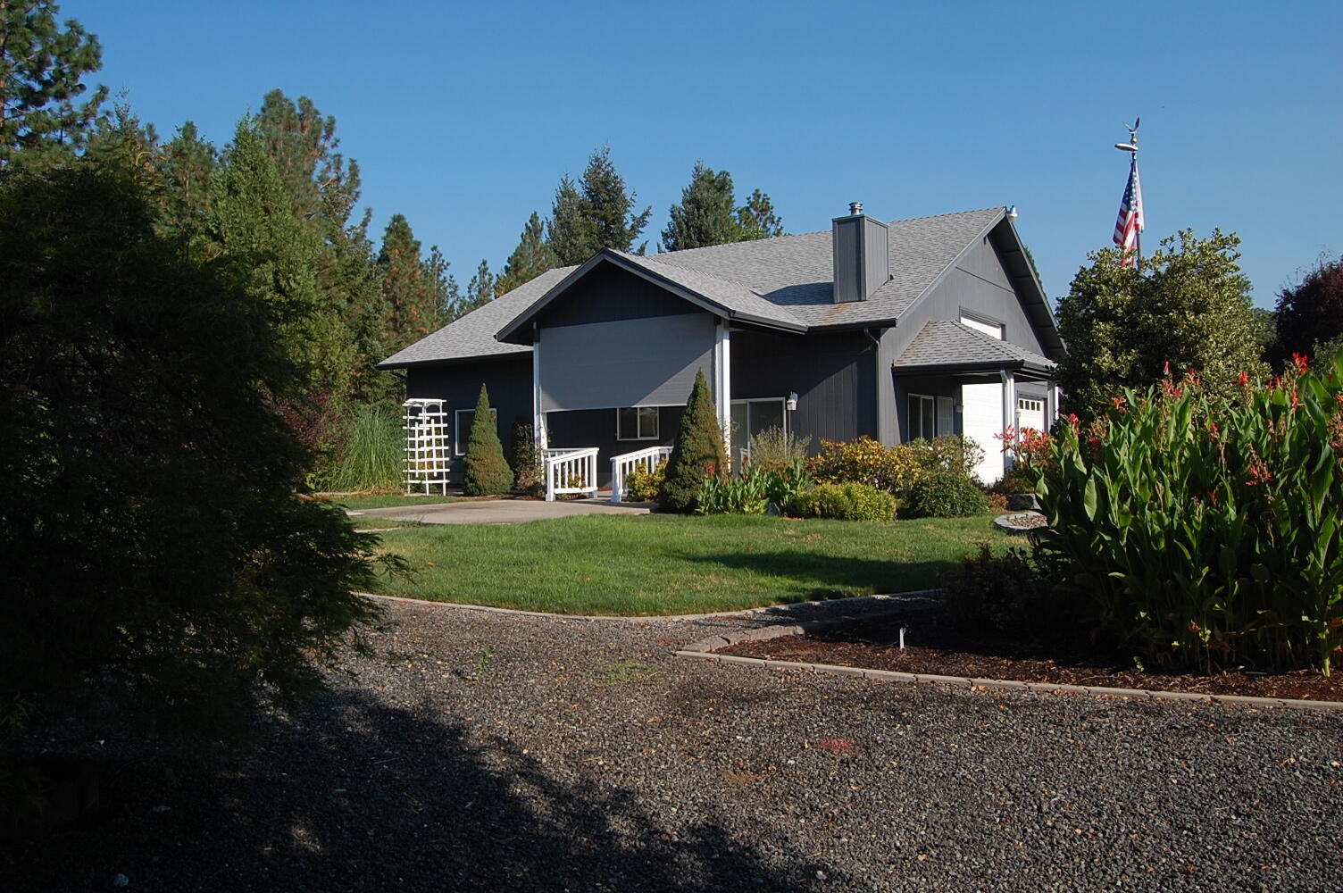 888 Pleasant Valley Road Merlin, OR 97532 - Photo 1 of 1 Front