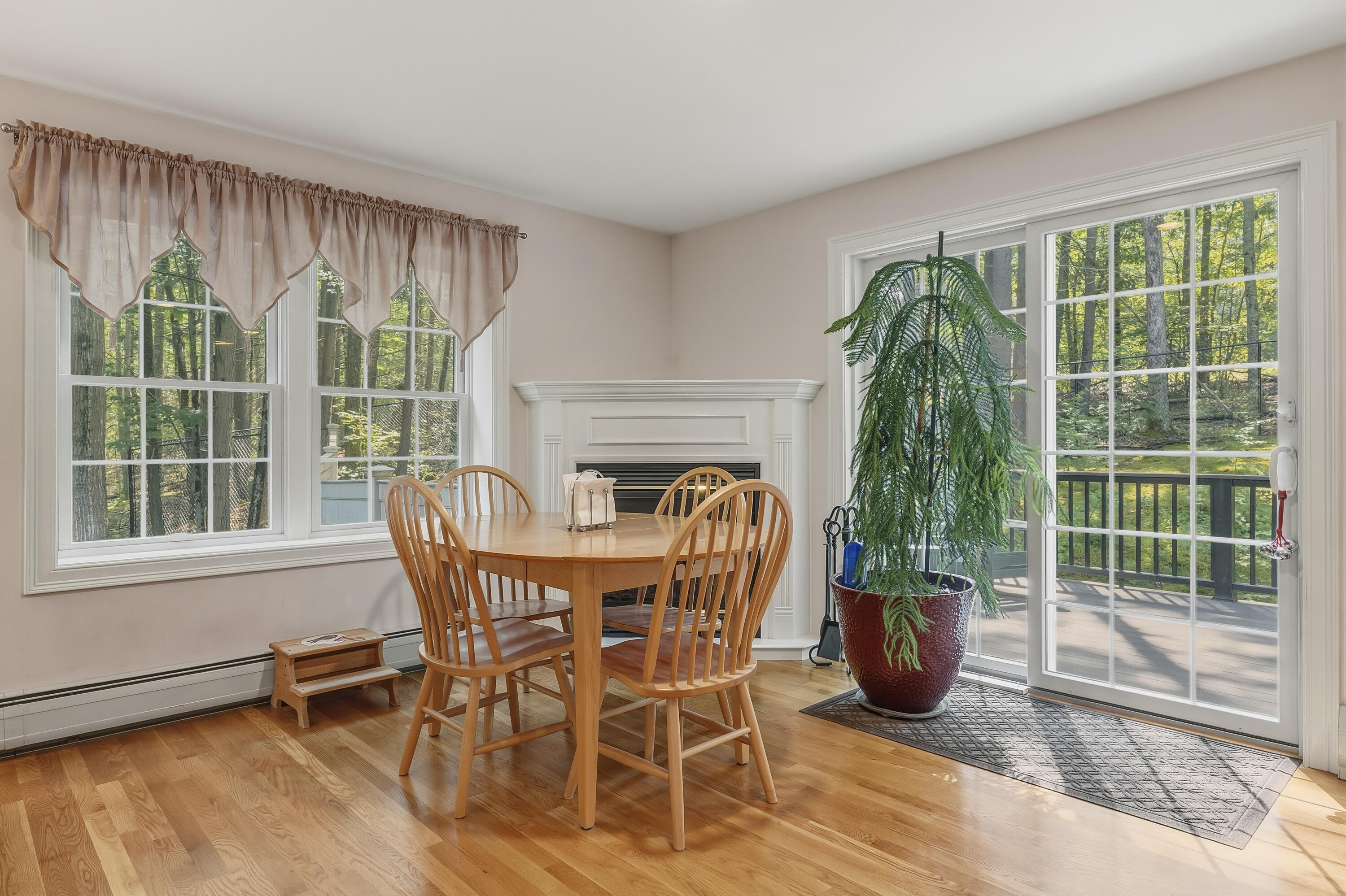 6 Silver Ridge Drive York, ME 03909 - Photo 12 of 57 6 Silver Ridge Dr_114