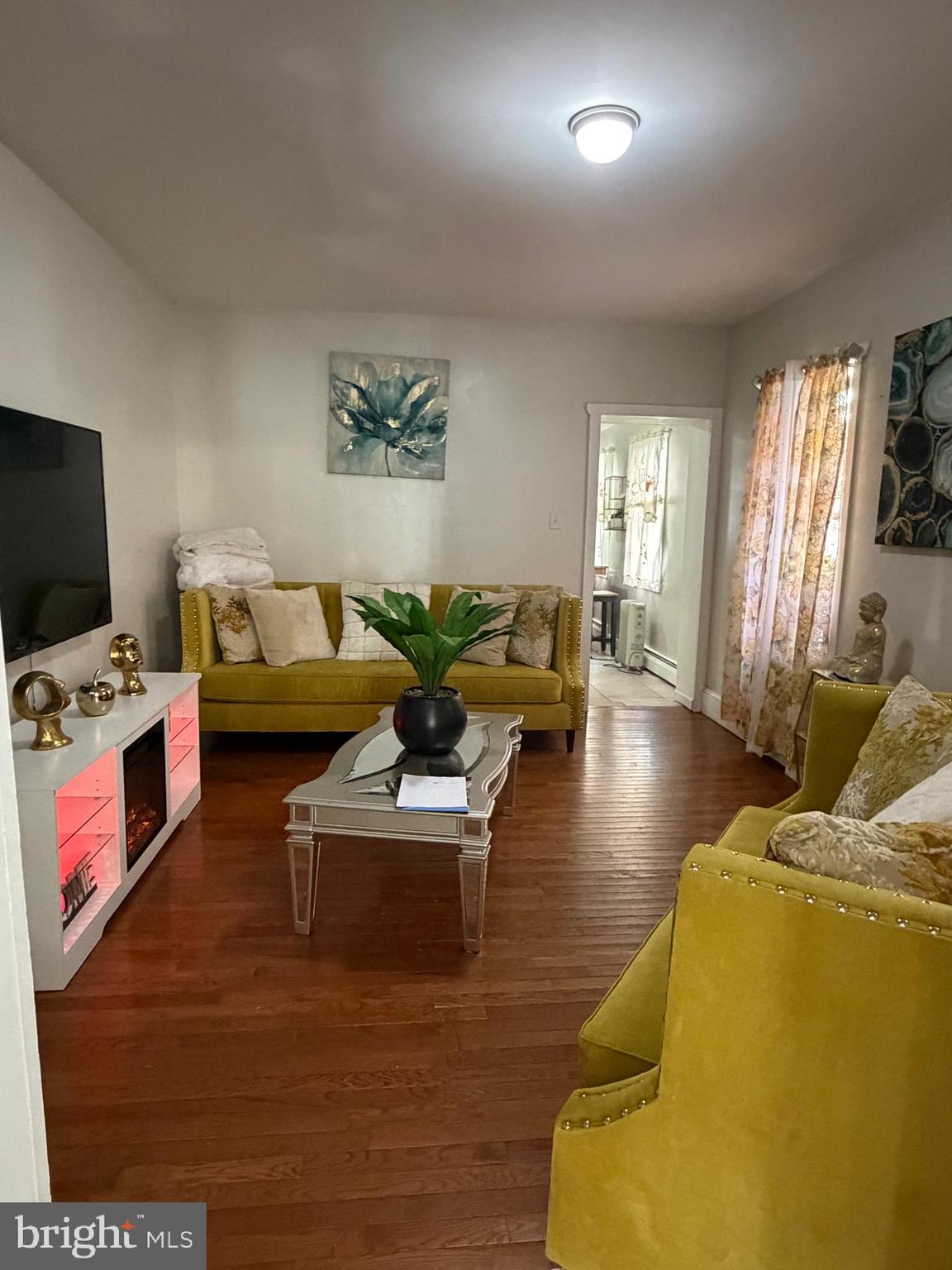 515 Elm Street Reading, PA 19601 - Photo 1 of 36