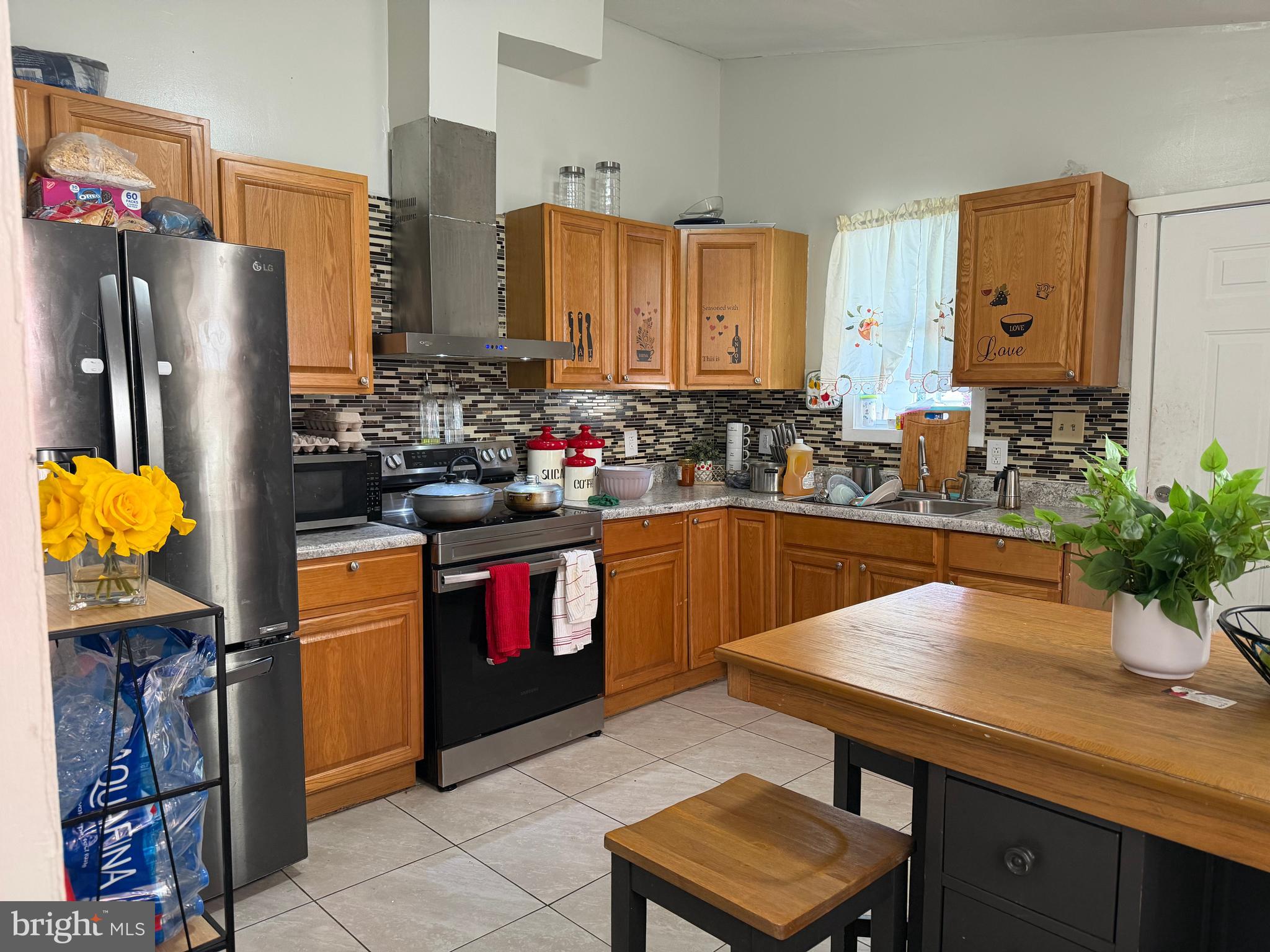 515 Elm Street Reading, PA 19601 - Photo 6 of 36